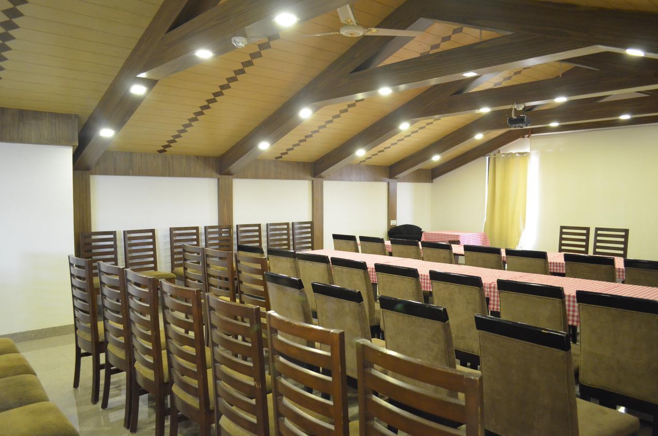 Hotel The Valley View Kashmir Srinagar  Bagian luar foto